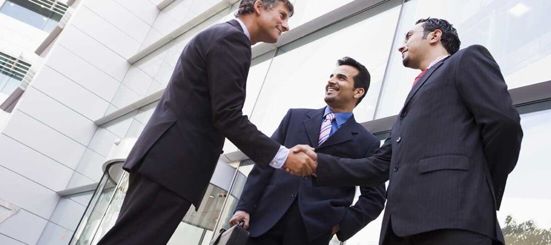 the role and responsibilities of the building manager