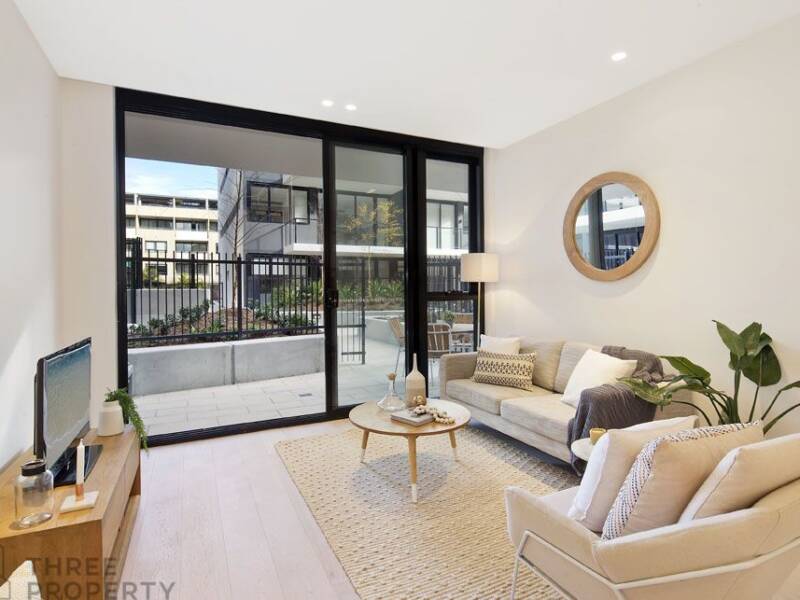 A102/72 MacDonald Street, Erskineville, NSW 2043 AUS