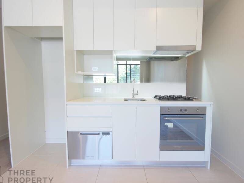 202/245 Pacific Highway, North Sydney, NSW 2060 AUS