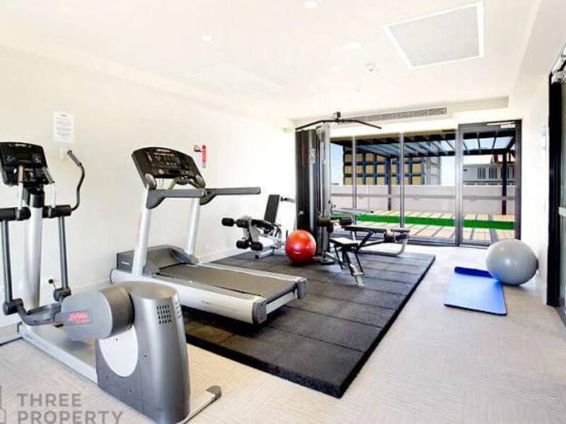 1002/138 Walker Street, North Sydney, NSW 2060 AUS
