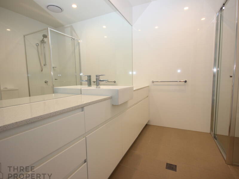 509/135 Pacific Highway, Hornsby, NSW 2077 AUS