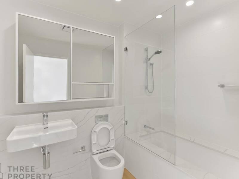 306/5 Foreshore Boulevard, Woolooware, NSW 2230 AUS
