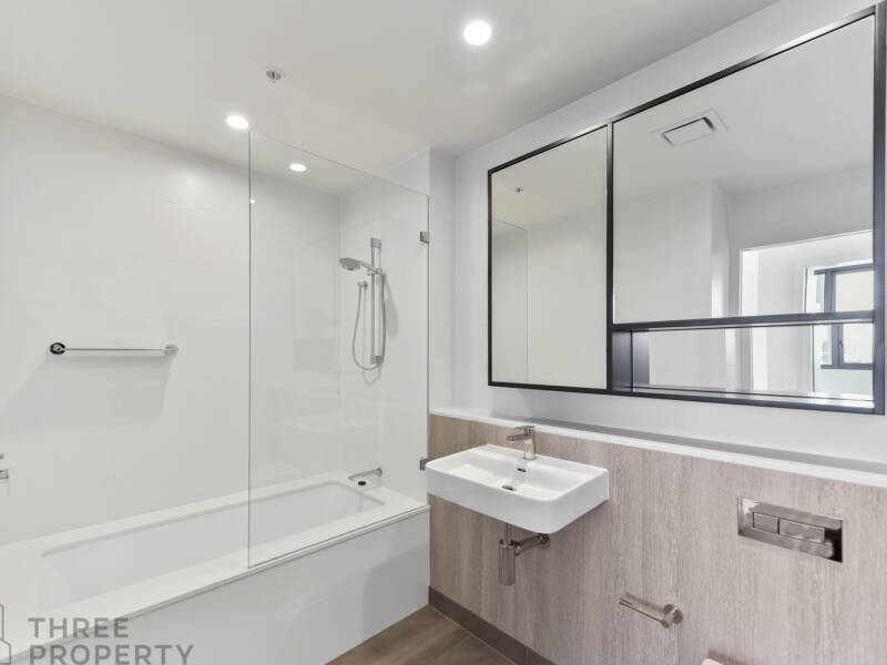209/4 Foreshore Boulevard, Woolooware, NSW 2230 AUS