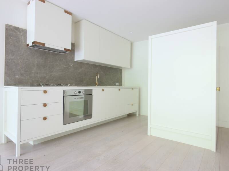 D301/72 MacDonald Street, Erskineville, NSW 2043 AUS