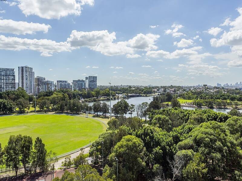701/24 Levey, Wolli Creek, NSW 2205 AUS