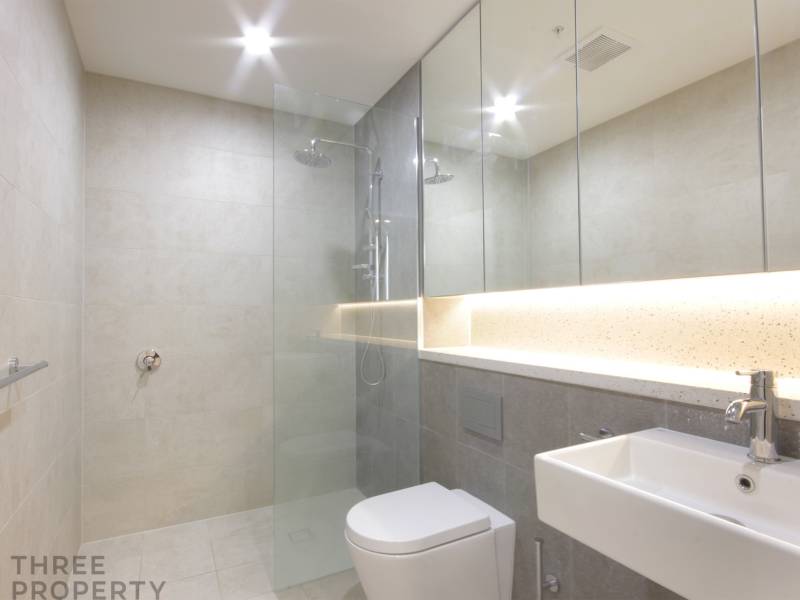 631/32 Civic Way, Rouse Hill, NSW 2155 AUS